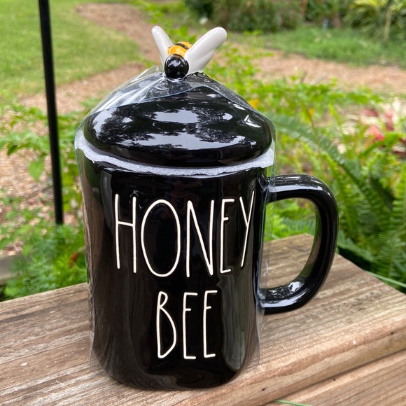 Rae Dunn Other - New Rae Dunn HONEY BEE Mug with 🐝 Hive Toper